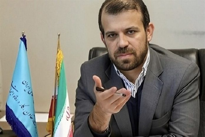 پادام مدیر ارشد وزارت کار برکناری مدیر ارشد وزارت کار که از فروش کیش و قشم گفته بود