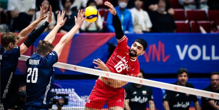 شکست ایران مقابل لهستان