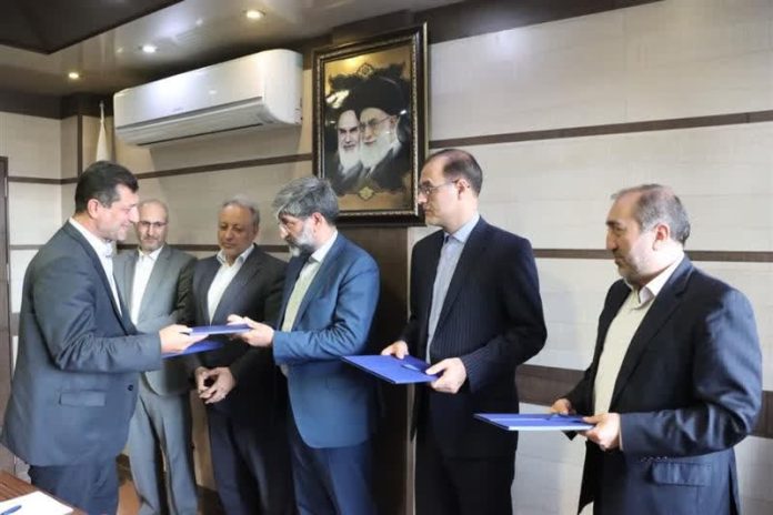 رونمایی از اسناد مالكیت تك‌برگی بناها و محوطه‌های تاریخی آذربایجان غربی