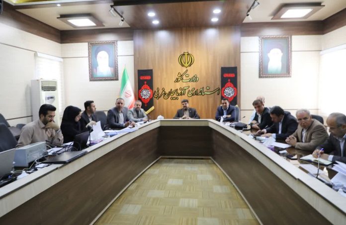 ۱۰ پرونده صنعتی ،کشاورزی و توسعه عمران شهری در نهمین جلسه کارگروه زیربنایی استان مصوب شد ۱۰ پرونده صنعتی ،کشاورزی و توسعه عمران شهری در نهمین جلسه کارگروه زیربنایی استان مصوب شد. 🔹سرپرست اداره کل راه و شهرسازی استان از تصویب ۱۰ پرونده کشاوزی صنعتی و عمران شهری در نهمین جلسه کارگروه زیربنایی،توسعه روستایی ،عشایری،شهری و آمایش سرزمین و محیط،زیست استان خبر داد. ۱۰ پرونده صنعتی ،کشاورزی و توسعه عمران شهری در نهمین جلسه کارگروه زیربنایی استان مصوب شد