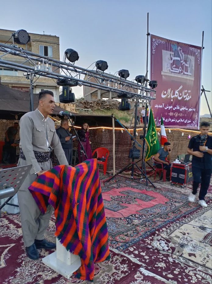 چهارمین جشنواره انگور سیاه سردشت آغاز به کار کرد