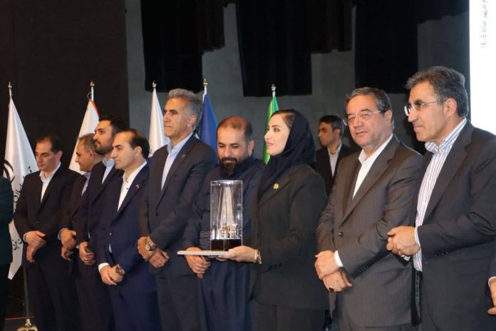 تکمیل زنجیره ارزش و روان‌سازی صادرات راهبرد اصلی تقویت جبهه اقتصادی است
