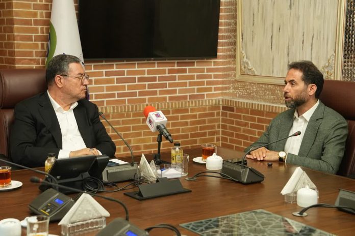 برگزاری نشست مشترک دبیر کارگروه ساماندهی مد و لباس کشور با استاندار آذربایجان‌غربی